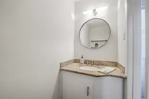 6215 Queensloch Dr, Houston, TX 77096 - Photo 37