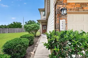 24670 Folkstone Cir, Katy, TX 77494 - Photo 5