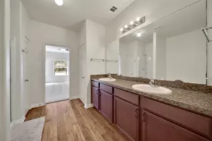 305 Crooked Pine Court, Conroe, TX 77304 - Photo 19