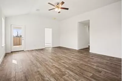 19 Greenbriar Loop, Angleton, TX 77515 - Photo 17