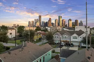 1923 Johnson St, Houston, TX 77007 - Photo 1