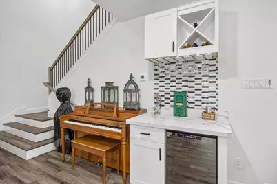 1420 Indiana Street, Houston, TX 77006 - Photo 9