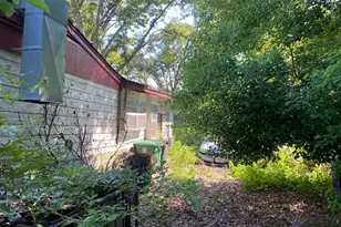 893 Wall St, Houston, TX 77088 - Photo 5