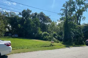 893 Wall St, Houston, TX 77088 - Photo 3