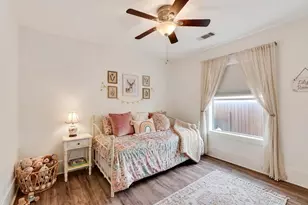4520 Sharon St, Houston, TX 77020 - Photo 9