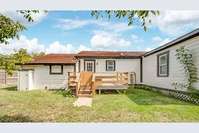 609 Hurst Street, Angleton, TX 77515 - Photo 33