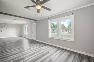 609 Hurst St, Angleton, TX 77515 - Photo 7