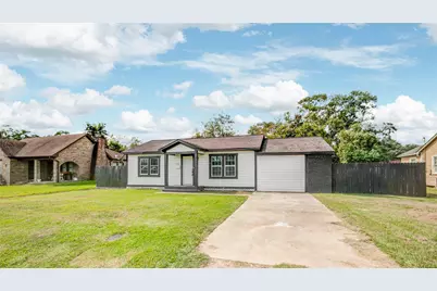 609 Hurst Street, Angleton, TX 77515 - Photo 3