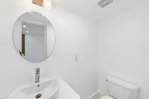 1691 W Sam Houston Pkwy S, Houston, TX 77042 - Photo 9