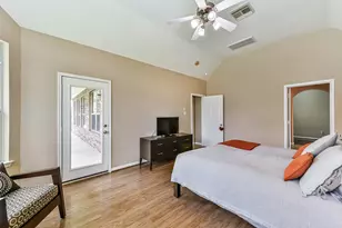 12206 Bell Creek Dr, Pearland, TX 77584 - Photo 23