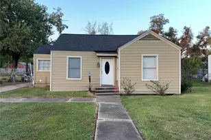 10523 Oswego St, Houston, TX 77029 - Photo 1