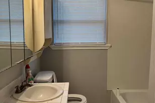 10523 Oswego St, Houston, TX 77029 - Photo 7