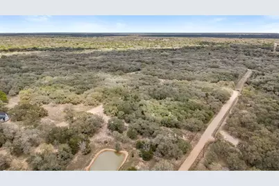 516 County Road 120, Hallettsville, TX 77964 - Photo 19
