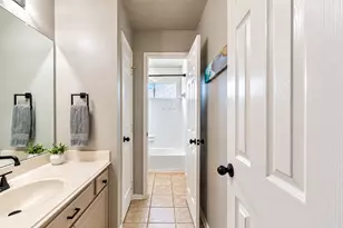 4107 E Baden Oaks Dr, Pearland, TX 77581 - Photo 35