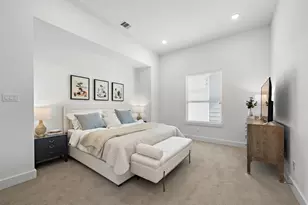 1586 W Tidwell Rd, Houston, TX 77091 - Photo 9