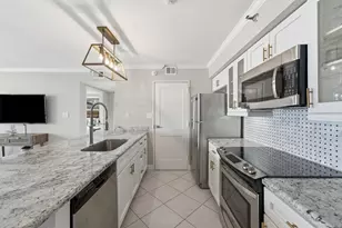 5220 Seawall Blvd, Galveston, TX 77551 - Photo 13