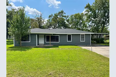 231 Moore Street, Richwood, TX 77531 - Photo 1