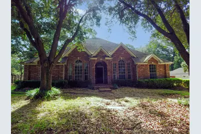 12 Robin Trail, Conroe, TX 77304 - Photo 1