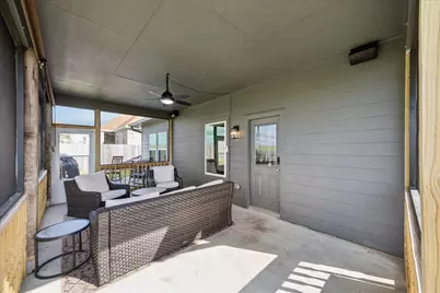 2036 Twin Lakes Boulevard, West Columbia, TX 77486 - Photo 27