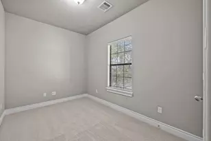 9128 Lakes at 610 Dr, Houston, TX 77054 - Photo 21