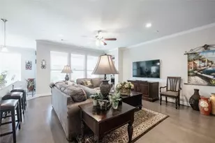 653 Iago Ct, League City, TX 77573 - Photo 9