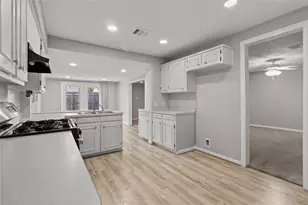 2107 San Jacinto Dr, Pasadena, TX 77502 - Photo 11