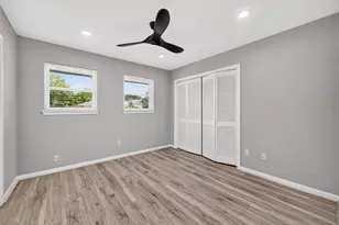 6707 Burning Tree Dr, Houston, TX 77036 - Photo 13