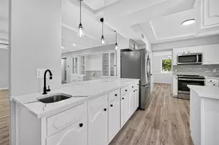 6707 Burning Tree Dr, Houston, TX 77036 - Photo 9