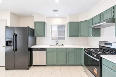 13015 Careywood Drive, Sugar Land, TX 77478 - Photo 15
