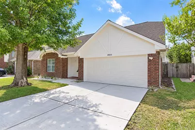 13015 Careywood Drive, Sugar Land, TX 77478 - Photo 3