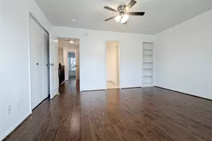 7925 Knight Rd, Houston, TX 77054 - Photo 9