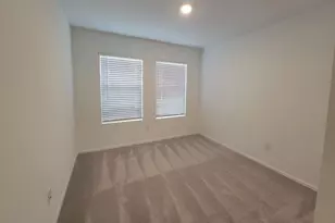 4214 Briarstone Knl Trl, Baytown, TX 77521 - Photo 9