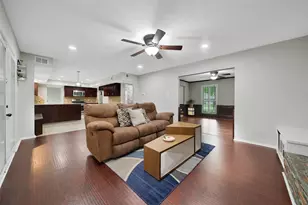 180 Maple Branch St, The Woodlands, TX 77380 - Photo 23