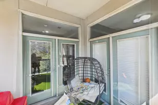 300 St Joseph Pkwy, Houston, TX 77002 - Photo 11