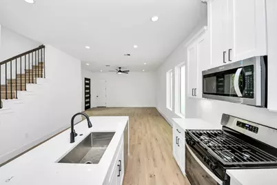 8313 Venus Street, Houston, TX 77088 - Photo 11