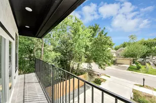 8313 Venus St, Houston, TX 77088 - Photo 23