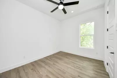 8313 Venus Street, Houston, TX 77088 - Photo 31