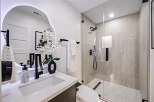2506 Briarbrook Dr, Houston, TX 77042 - Photo 17