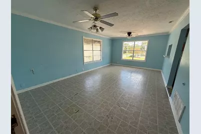 1414 East Avenue #B, Katy, TX 77493 - Photo 5