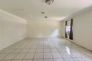 7915 Leader St, Houston, TX 77036 - Photo 7