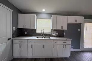 5159 Dumore Dr, Houston, TX 77048 - Photo 5