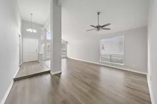 10530 Rippling Fields Dr, Houston, TX 77064 - Photo 5