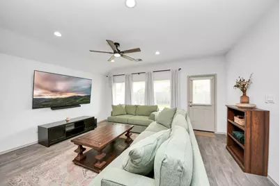 1137 Buffalograss Trail, Sealy, TX 77474 - Photo 19