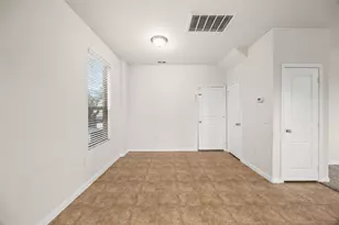 16503 Mandate Dr, Houston, TX 77049 - Photo 9