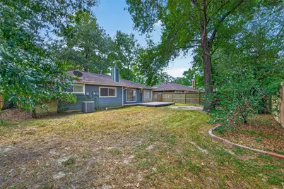 2931 Parkwood Manor Drive, Houston, TX 77339 - Photo 17