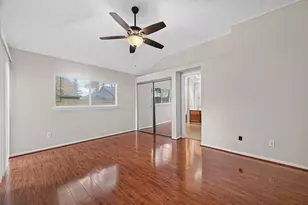 2931 Parkwood Manor Dr, Houston, TX 77339 - Photo 13