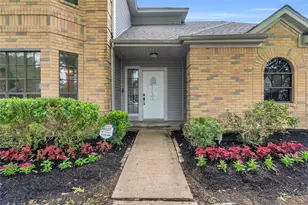 15411 Monte Vista Dr, Houston, TX 77083 - Photo 1