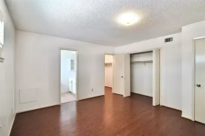 7714 Renwick Dr #H57, Houston, TX 77081 - Photo 13