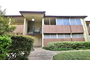 7714 Renwick Dr, Houston, TX 77081 - Photo 3