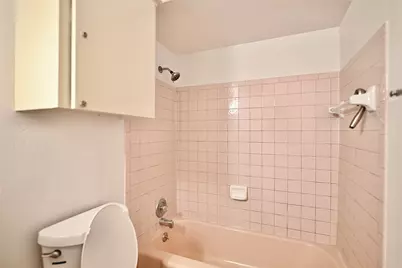 7714 Renwick Dr #H57, Houston, TX 77081 - Photo 19